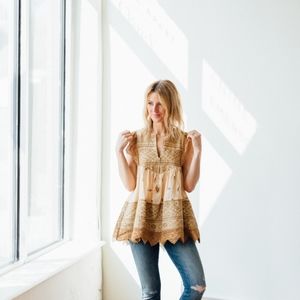 Spell Muwala blouse sz medium.